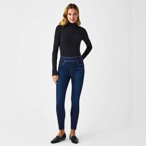 SPANX Ankle Skinny‎ Jeans MIDNIGHT SHADE Denim size Medium M Woman’s Casual